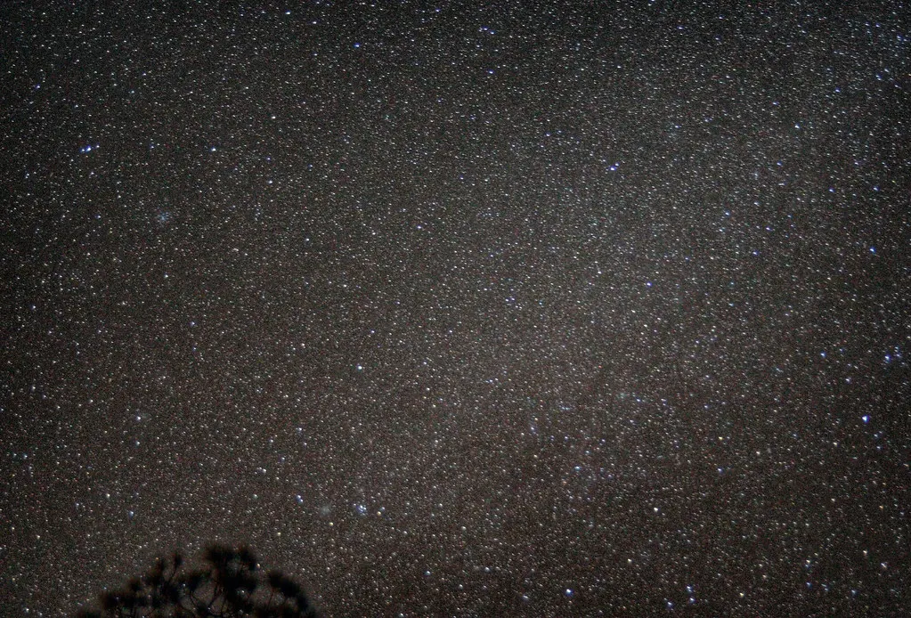 estrellas en cielo nocturno